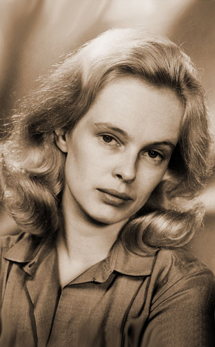 1966 (31st) Best Supporting Actress: Sandy Dennis